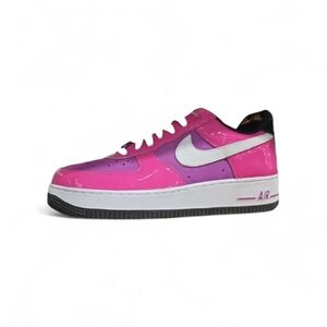 Nike Women's Athletic Shoes in Pink and Purple